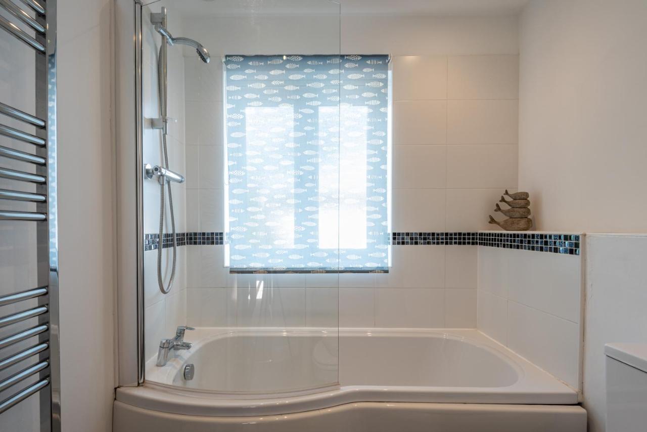 Parking - Spacious - Smart Tv - Self Checkin - Garden - King Derby Zewnętrze zdjęcie